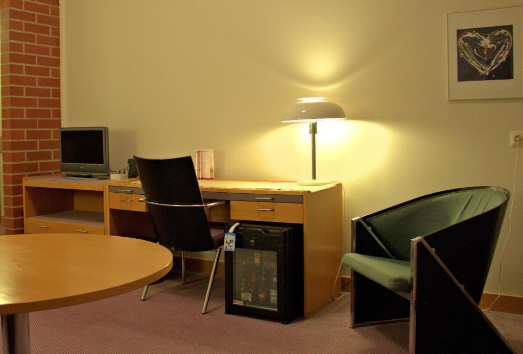 Hotel Kuninkaantie Espoo Ruang foto