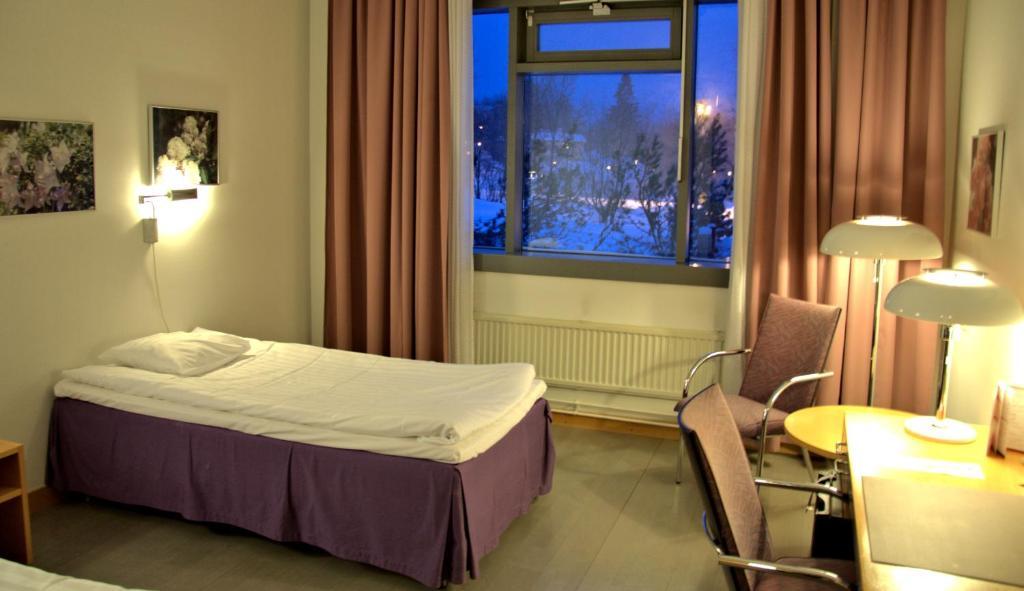 Hotel Kuninkaantie Espoo Ruang foto